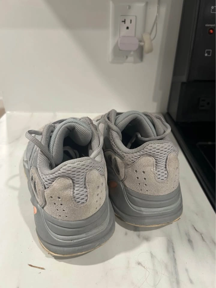 Yeezy Boost 700 "Salt" - Women's Size 7.5 - photo 4