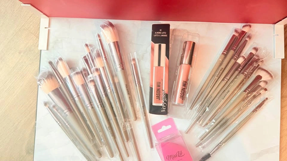 Makeup Brushes for Lip Gloss 👄 - photo 2