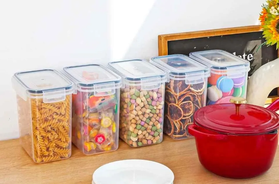 Brand new 5 pack 1.6l airtight food containers (firm price) image indicator(4)