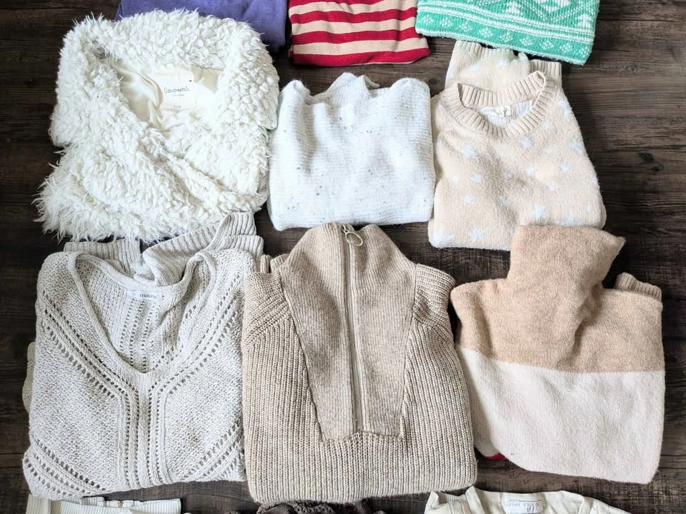 Sweater Bundle MEDIUM 17pcs - photo 3