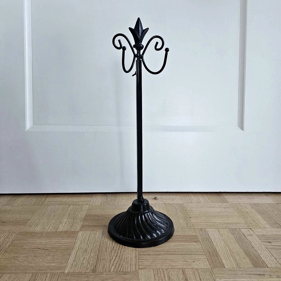 Black Cast Iron Decorative Stand for Jewelry, Keys, Wreaths