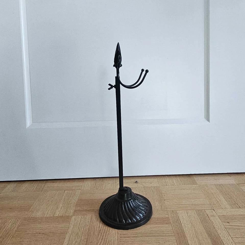 Black Cast Iron Decorative Stand for Jewelry, Keys, Wreaths - photo 3