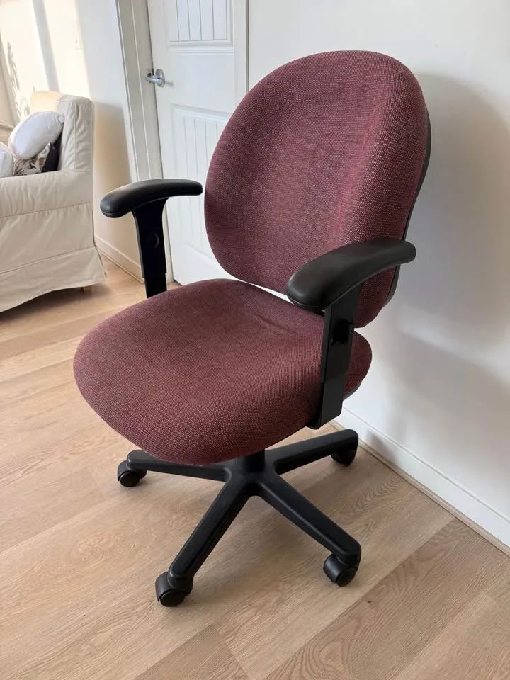 Office Chair image indicator(3)