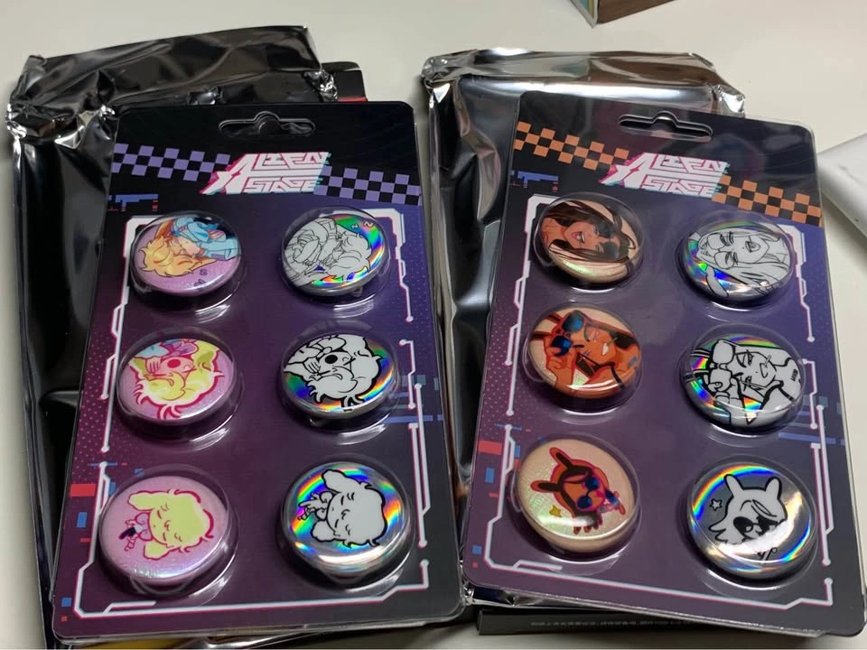 Alien Stage Bunny AU Mini Pins - photo 3