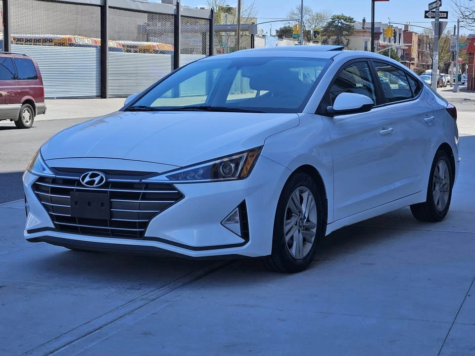 2020 Hyundai Elantra SE Value Edition Sedan 4D - photo 2