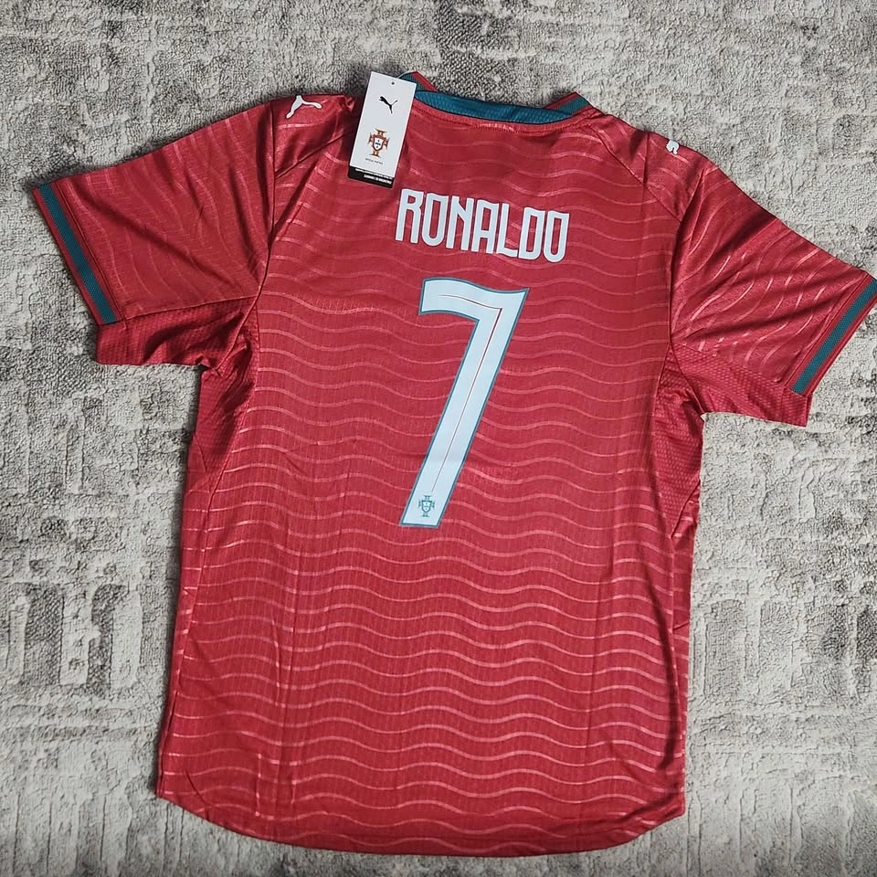 BNWT Cristiano Ronaldo World Cup 2026 #7 Jersey - Large - photo 2