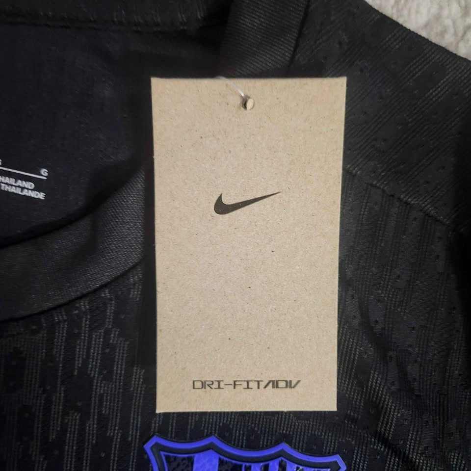 BNWT Lamine Yamal Nike FC Barcelona x Kobe Bryant Mamba Jersey - photo 3