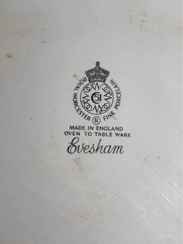 Royal Worcester Evesham Gold Baking & Serving Set - photo 2