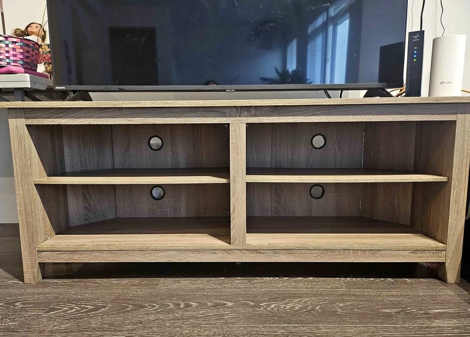 TV stand 📺