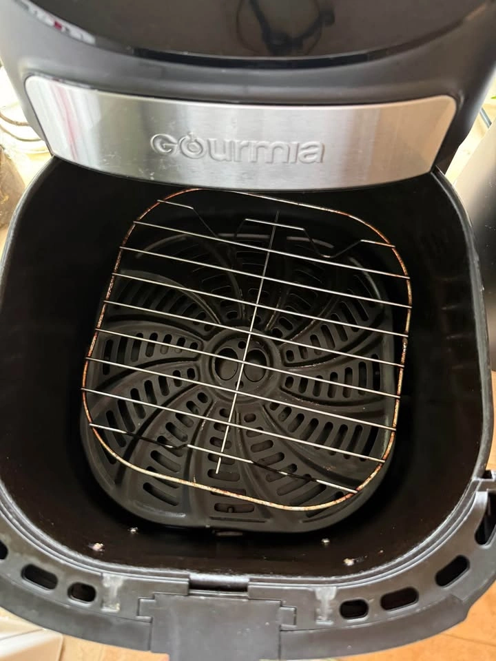 Gourmia Air Fryer - photo 2