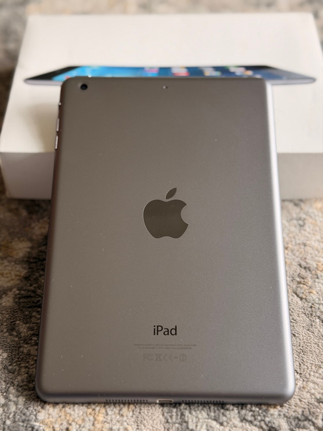 Apple iPad Mini 2 - 32GB - photo 2
