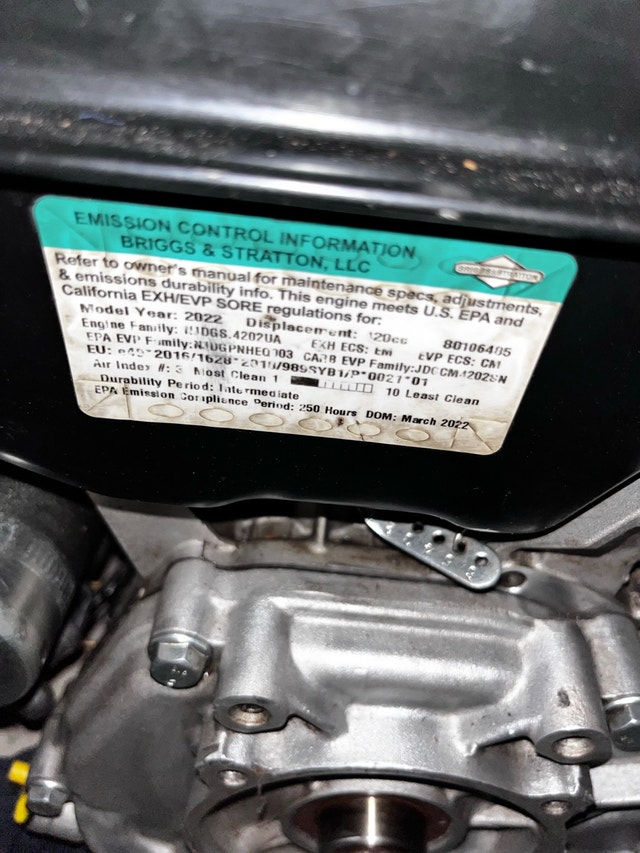 Briggs and Stratton 120cc Engine (2022) - photo 5