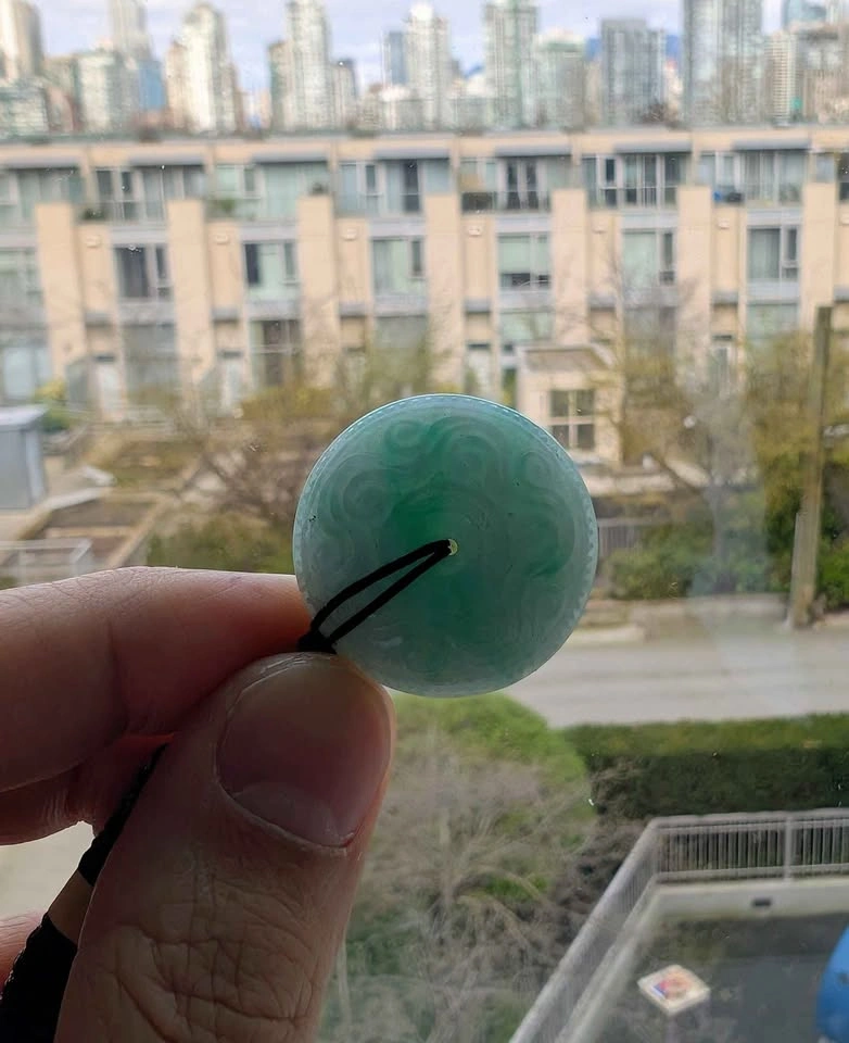 Natural Grade A Apple Green Jadeite "Jedi" Pendant - Certified - photo 2