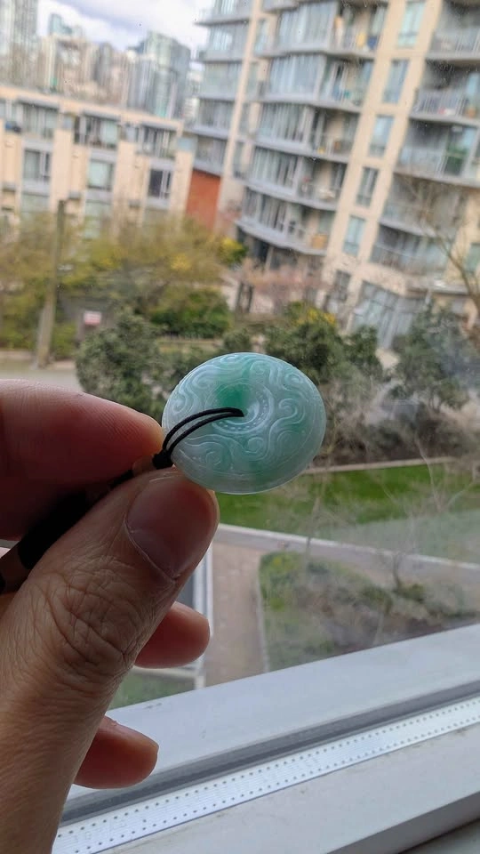 Natural Grade A Apple Green Jadeite "Jedi" Pendant - Certified - photo 3