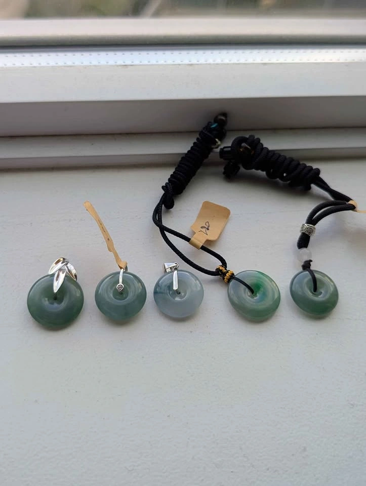Grade A Burmese Jadeite Peace Buckle Pendants - Certified Natura - photo 5