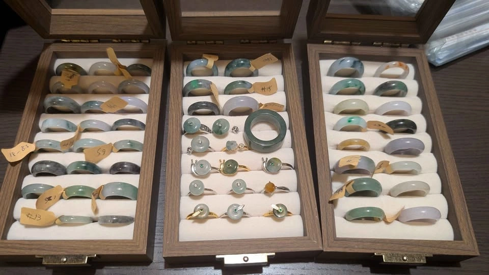 Grade A Burmese Jadeite Rings (Certified) - photo 5