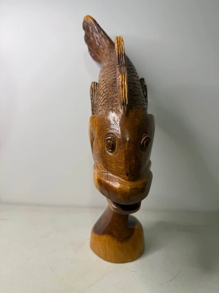 LARGEMOUTH BASS HAND CARVED WOOD ART CARVING - photo 2