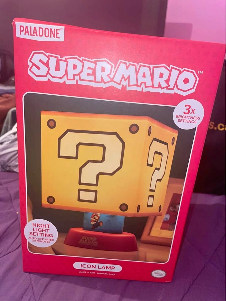 Paladone Super Mario Night Light – Used (Good Condition)