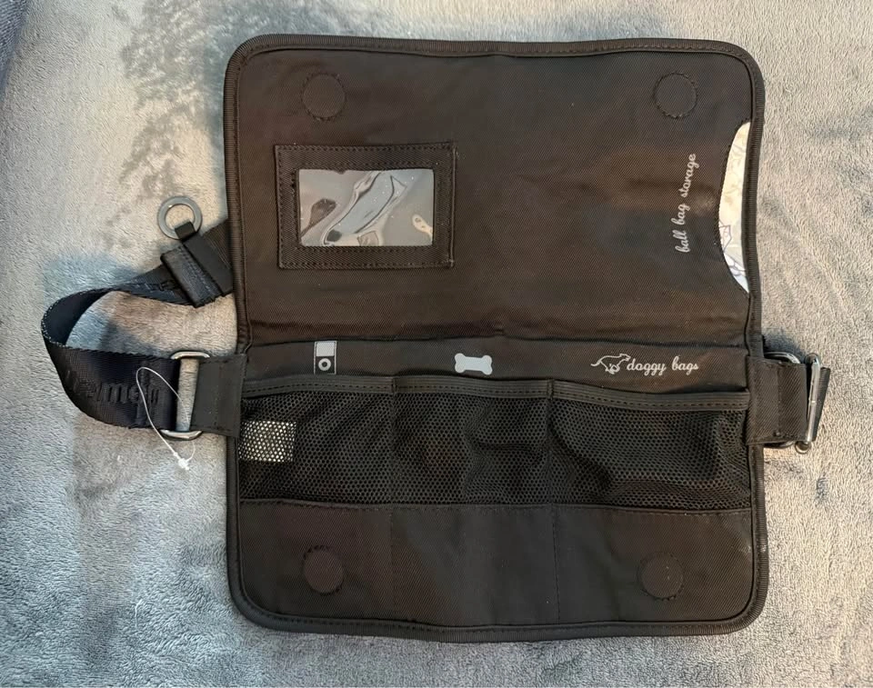 Lululemon Athletica Black Dog Walking Crossbody Bag / Pouch - photo 4