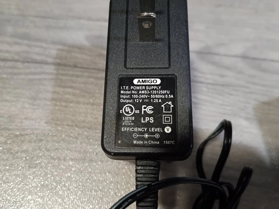 120VAC to 12VDC Power Adapters (Lot of 4) - photo 2