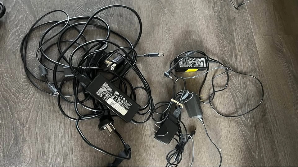 Various cables (HDMI), adapters, webcam - photo 4