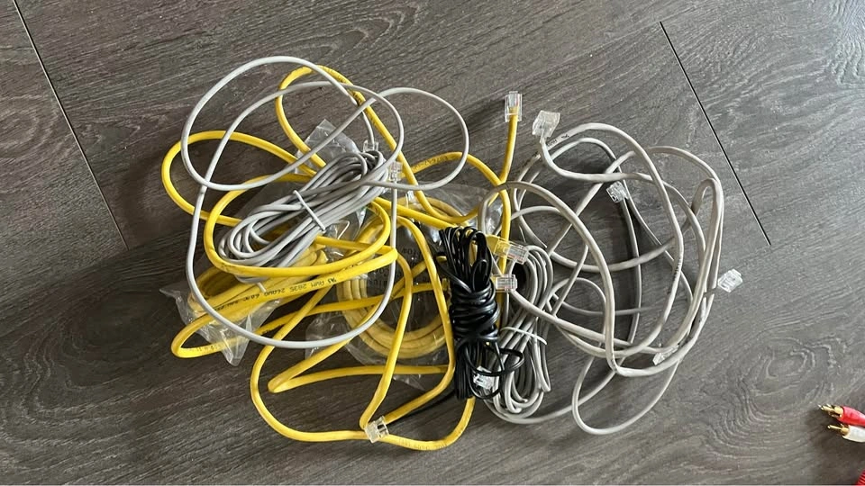 Various cables (HDMI), adapters, webcam - photo 5