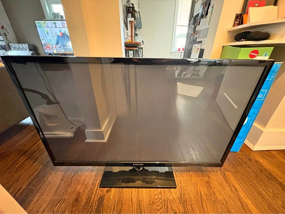 53 inch Plasma Samsung TV