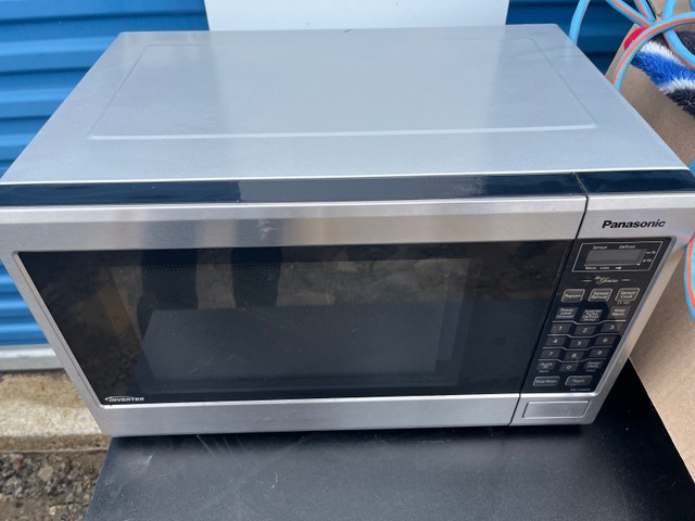 Panasonic Genius Inverter Microwave 1200W - Stainless Steel