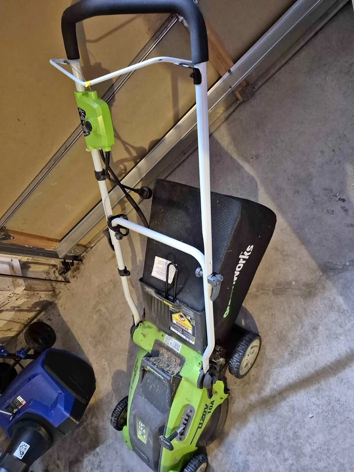 Greenworks 16" Corded Electric Lawn Mower - 10 Amp (Works Great!