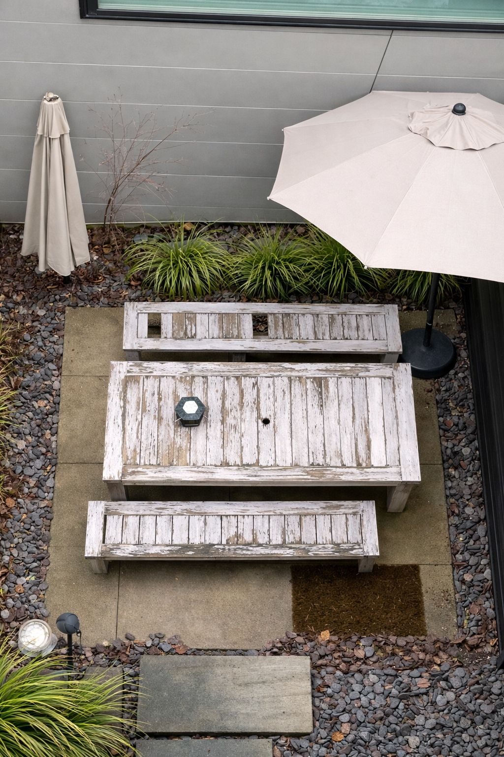 Outdoor Patio Table Set + 2 Benches + 2 Umbrellas + Base