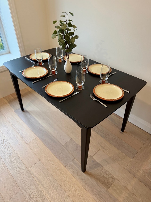MCM Krug Solid Elm Extendable Dining Table – Ebony Finish - photo 3