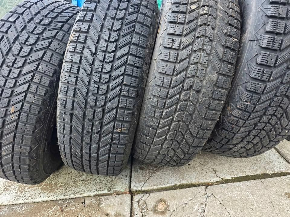 215/70R16 Firestone Winter Tires on Rims - Set of 4 - photo 4