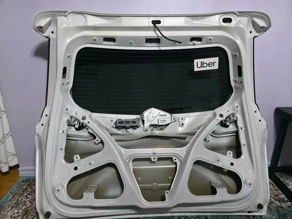 Honda CR-V Tailgate Parts + Rear Glass (2017-2022) - photo 2