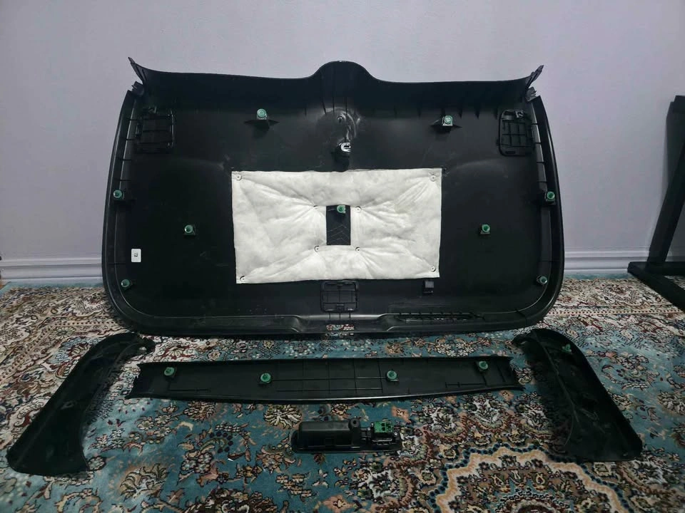 Honda CR-V Tailgate Parts + Rear Glass (2017-2022) - photo 3