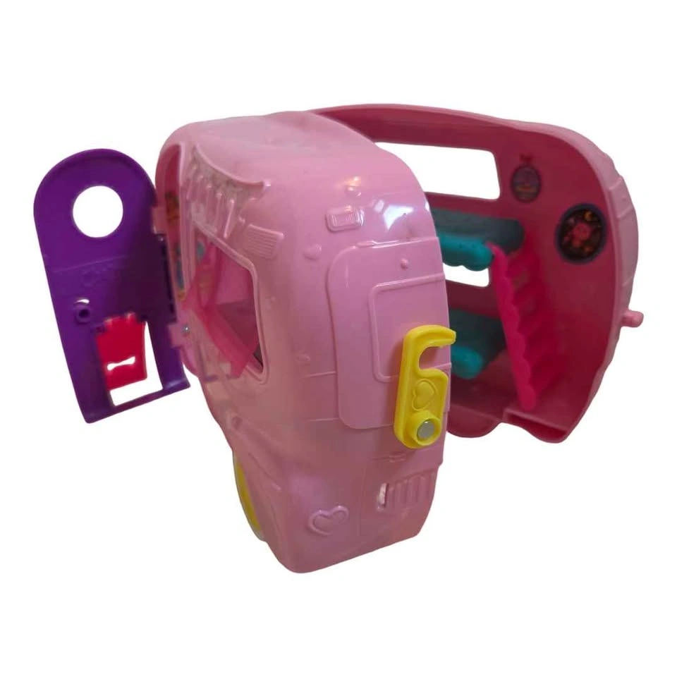 Barbie Chelsea Doll Camper + Bonus Wardrobe & Accessories - photo 4