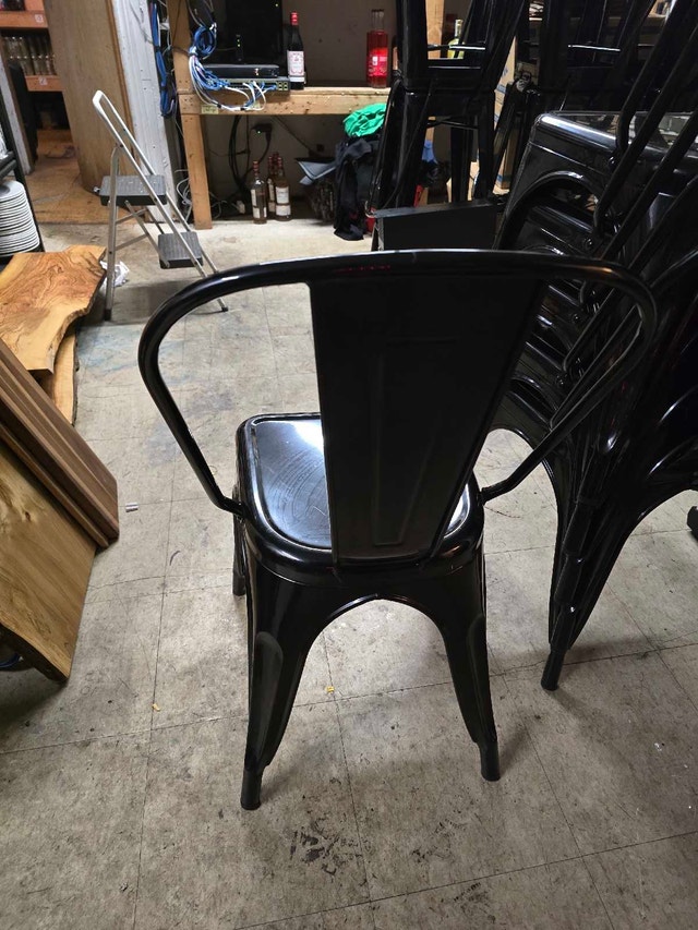 6 short black beautiful chairs - photo 2