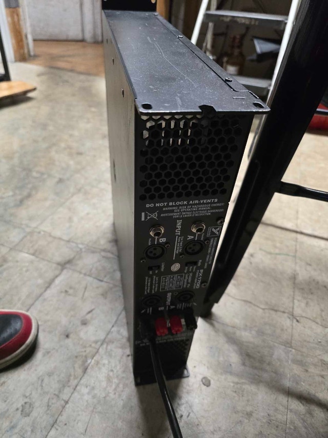 PX1700 2-Channel 850 W Power Amplifier - photo 2
