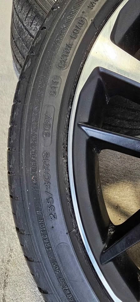 Toyota Camry Rims with All Season Tires 235/40R19 - photo 2