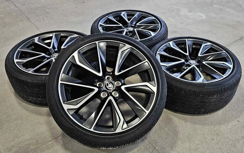 Toyota Corolla OEM Rims with All Season Tires 225/40R18
