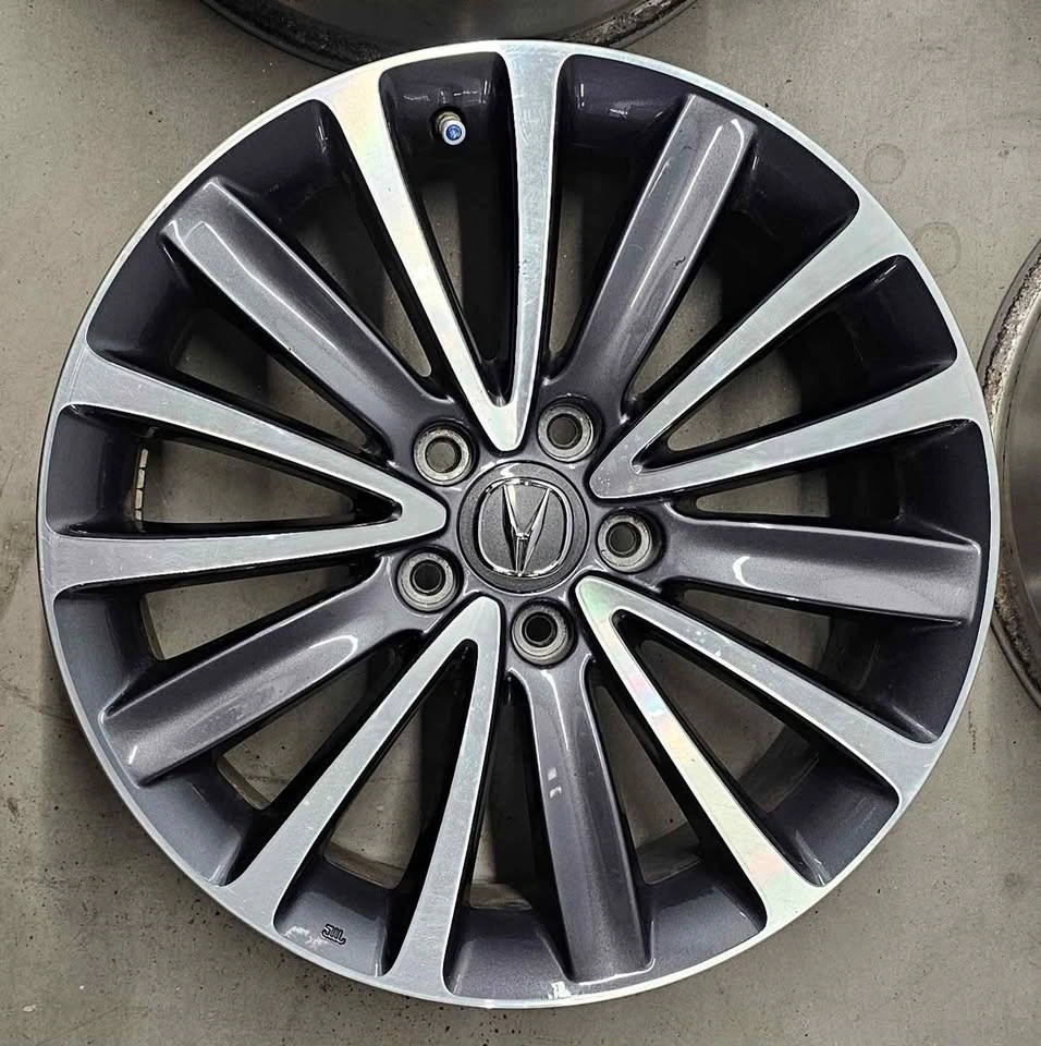 Acura ILX/TLX OEM Rims 18 inches - photo 3