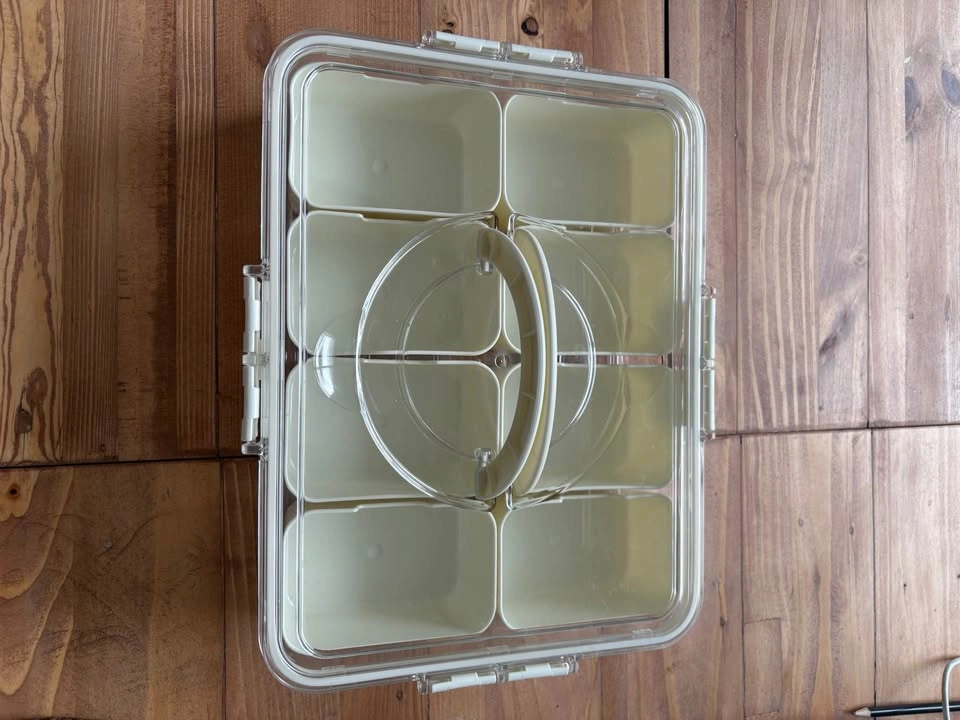 8 Compartment Snack Box with Handle - photo 2