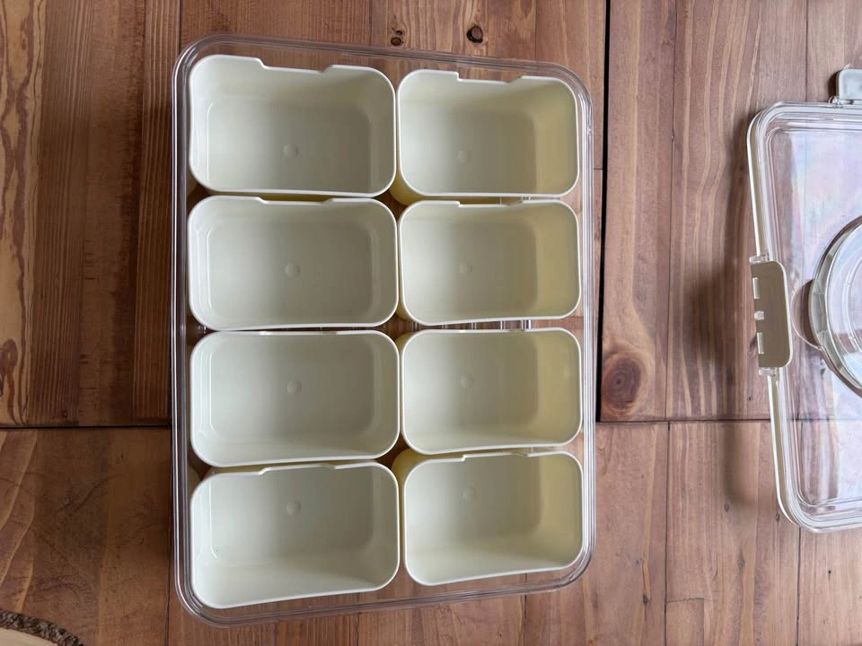 8 Compartment Snack Box with Handle - photo 3