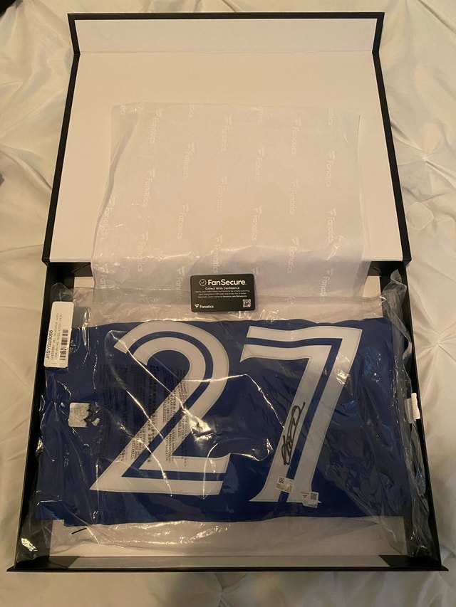 Vladimir Guerrero Jr Signed Jersey - photo 5