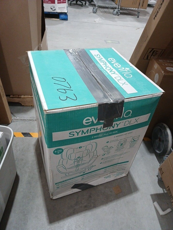 Brand new Evenflo Symphony DLX All-in-One Convertible Car Seat - photo 2