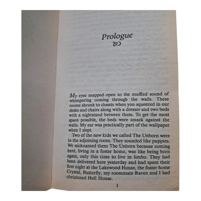 VC Andrews Runaways image indicator(2)