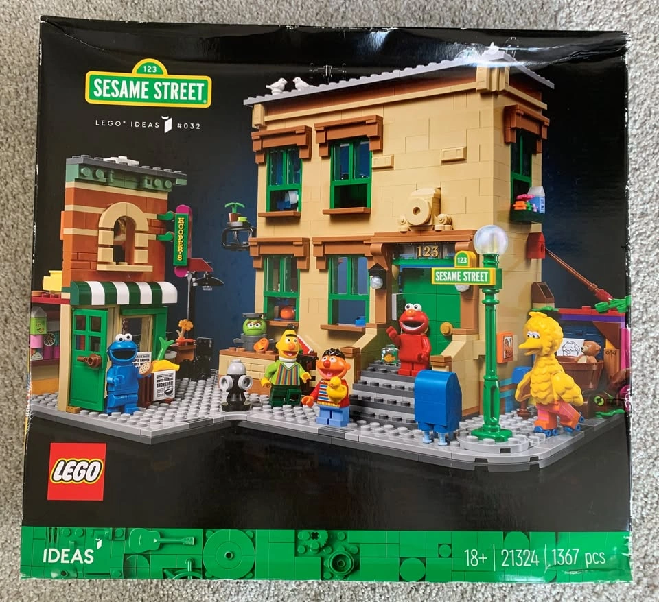 LEGO Ideas Sesame Street 123 Building Set #21324 - photo 2