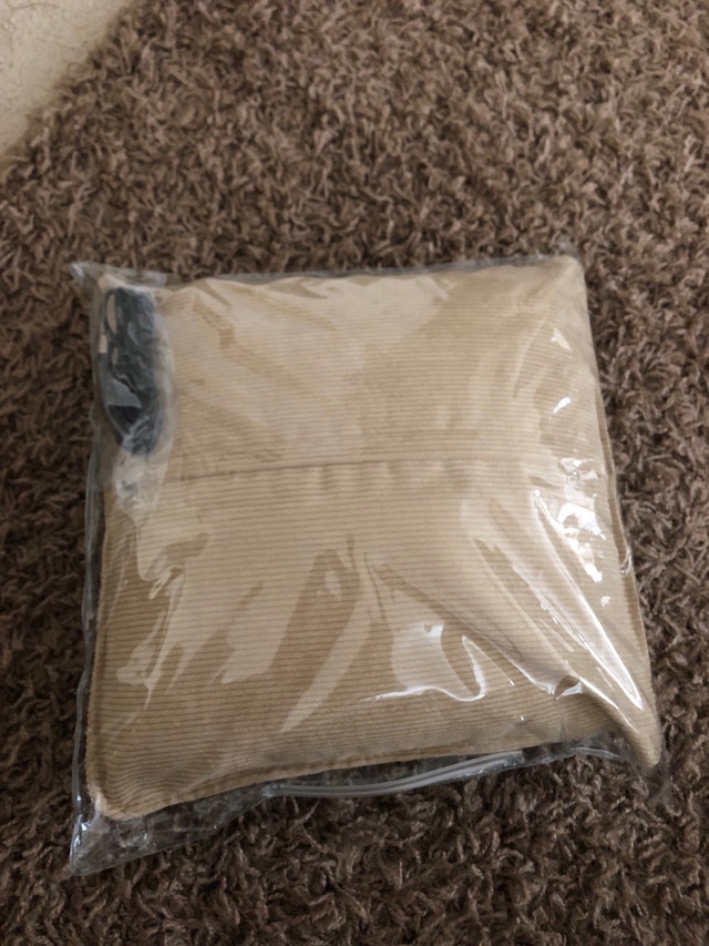 Massage Pillow - Automatic
