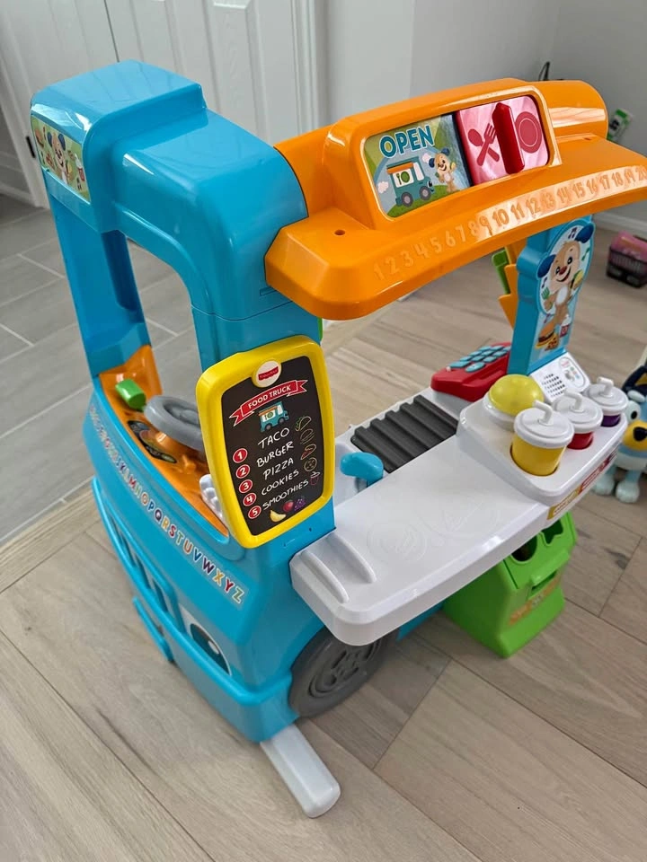 Fisher-Price® Laugh & Learn® Servin' Up Fun Food Truck