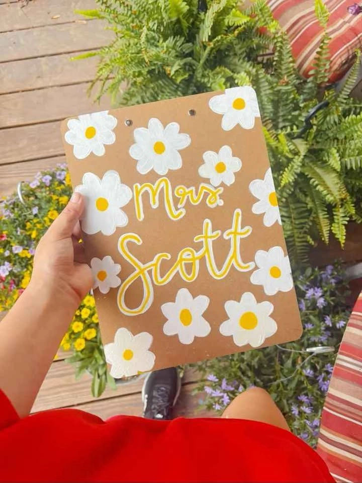 Custom Hand-Painted Banners & Personalized Clipboards for Teache - photo 2