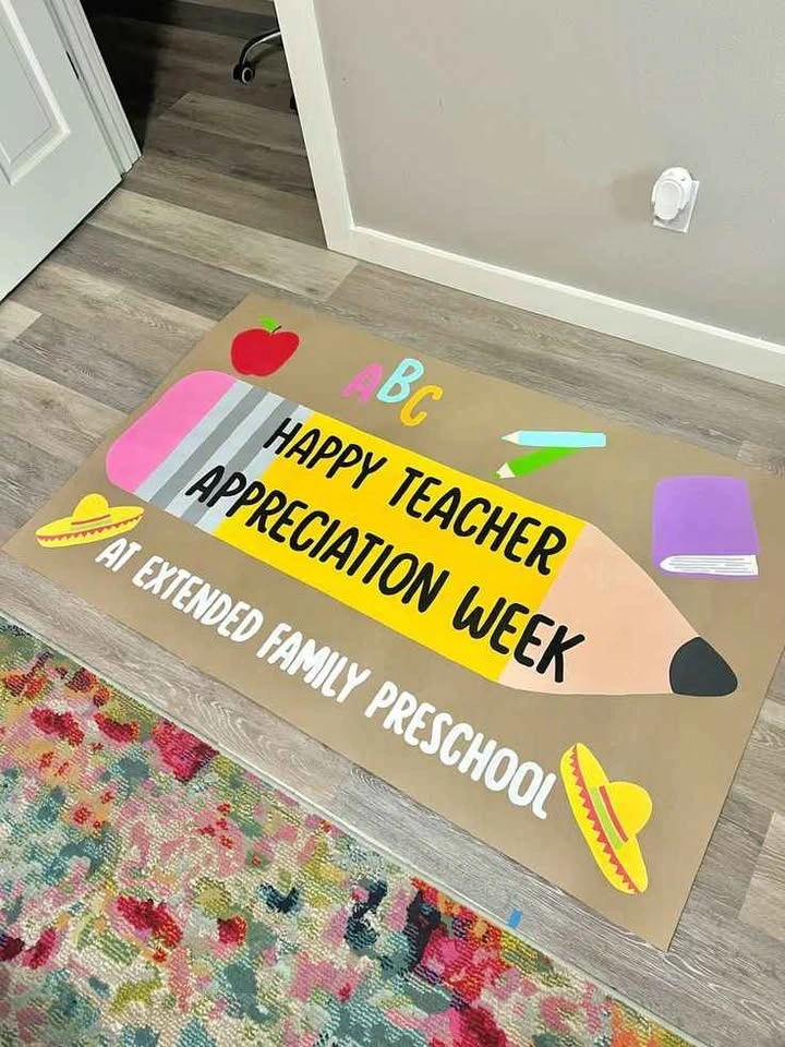 Custom Hand-Painted Banners & Personalized Clipboards for Teache - photo 4